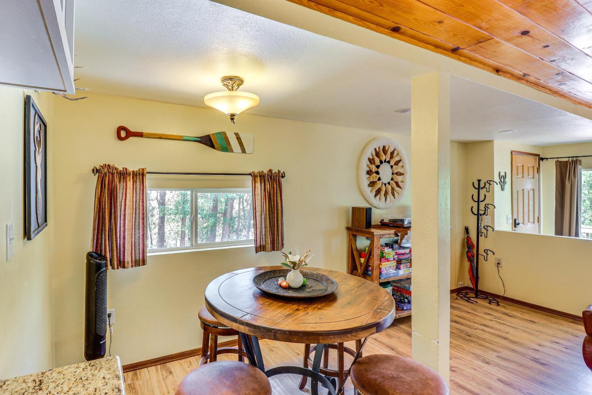 Show Low Cabin With Bbq And Fire Pit Pets Welcome! Экстерьер фото