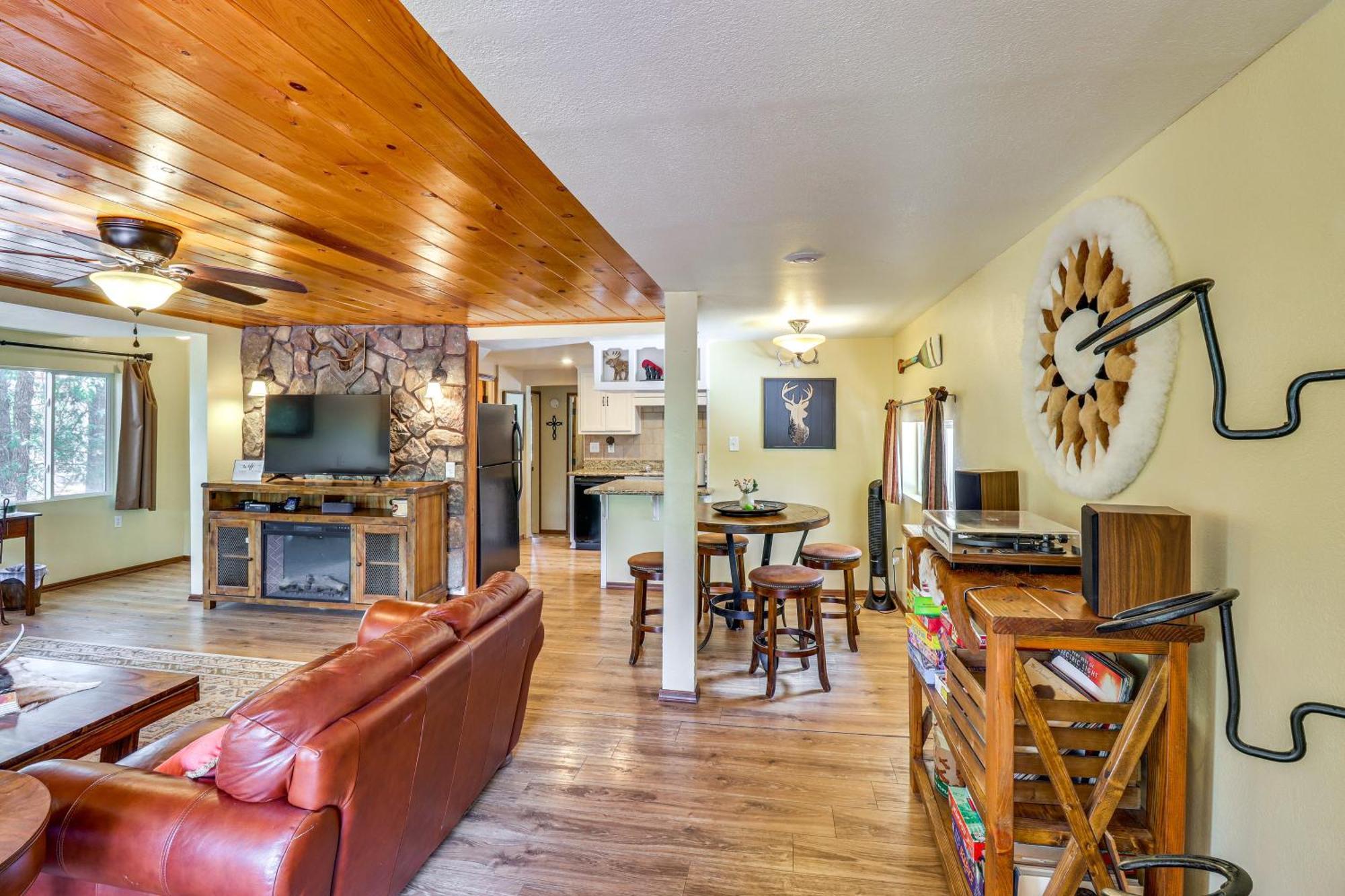 Show Low Cabin With Bbq And Fire Pit Pets Welcome! Экстерьер фото